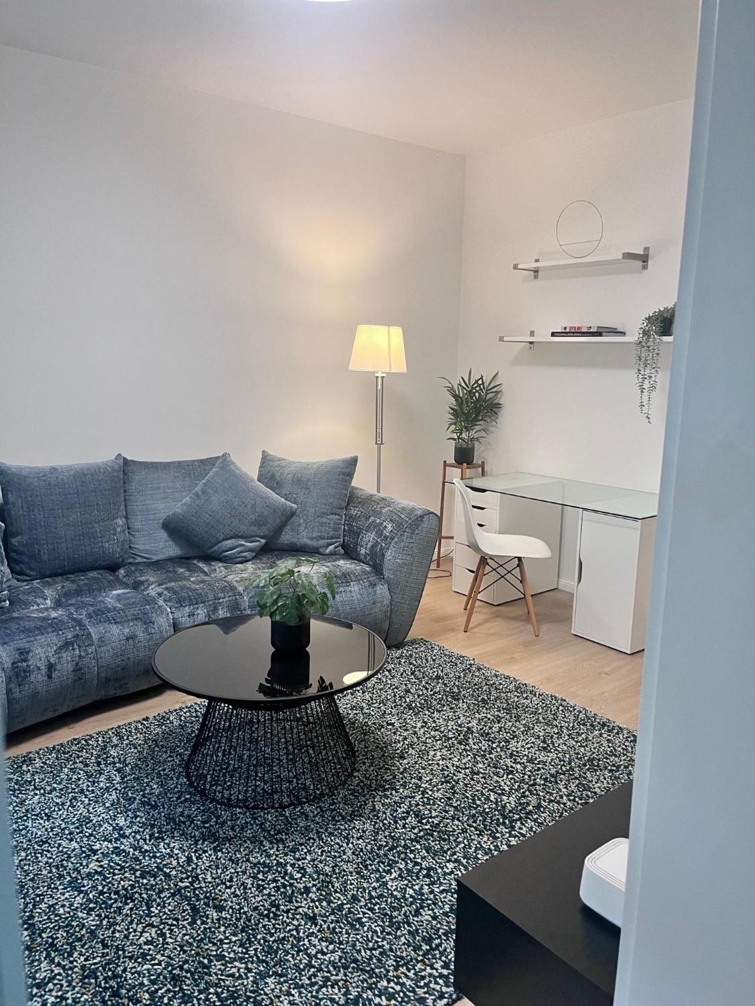 Raum2Go - No1 Modernes Ruhiges 2-Schlafzimmer Apartment City & Park Wiesbaden Exterior foto