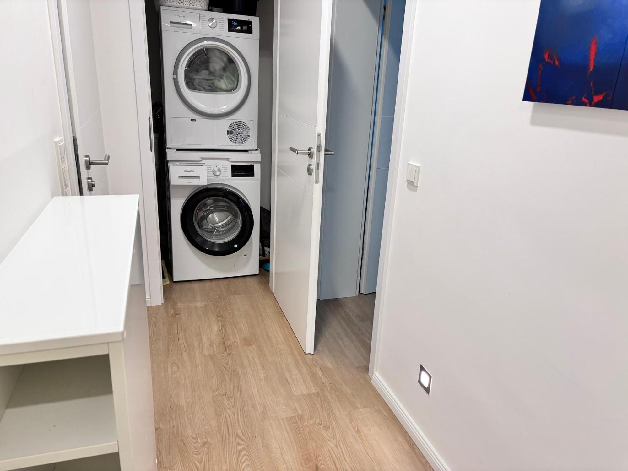 Raum2Go - No1 Modernes Ruhiges 2-Schlafzimmer Apartment City & Park Wiesbaden Exterior foto